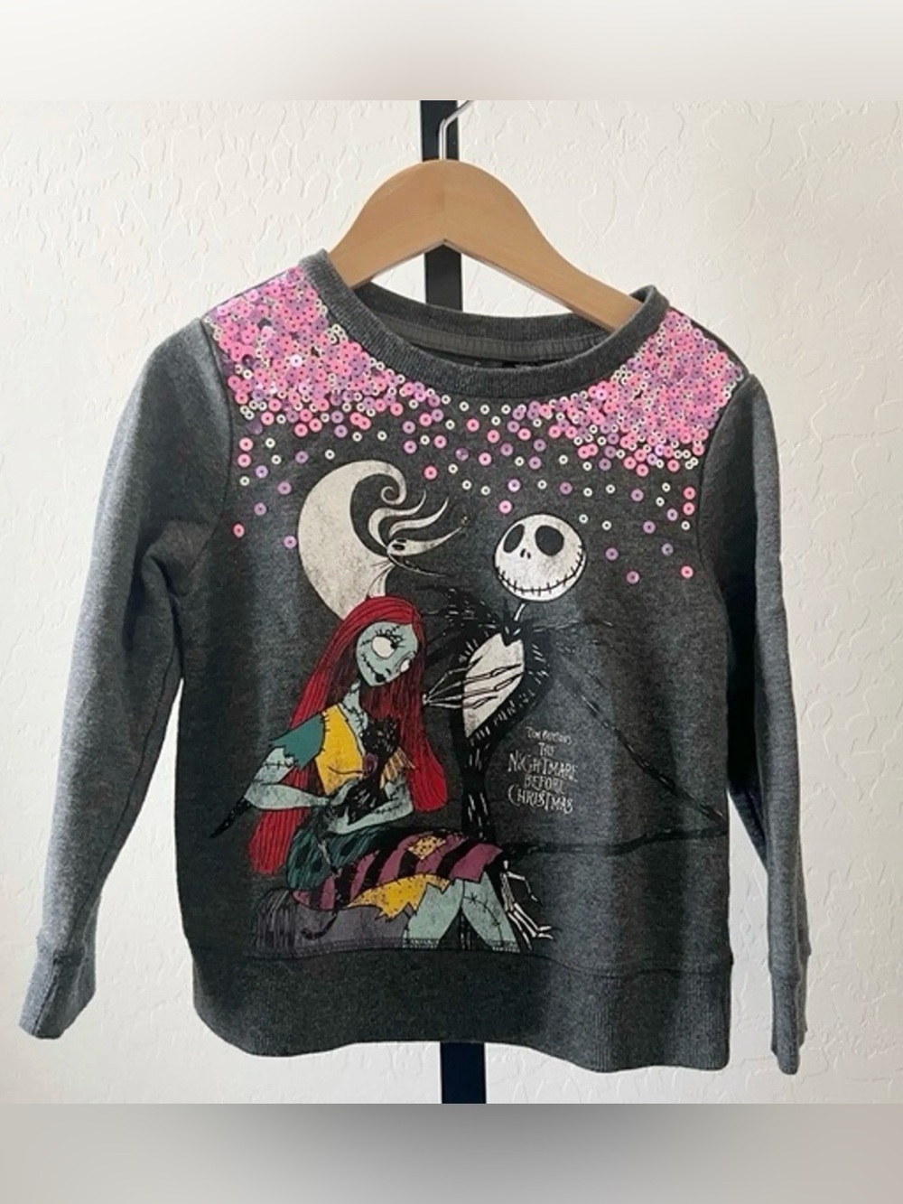 Girls' Gray 'Nightmare Before Christmas' Sequin Shoulder Sweatshirt